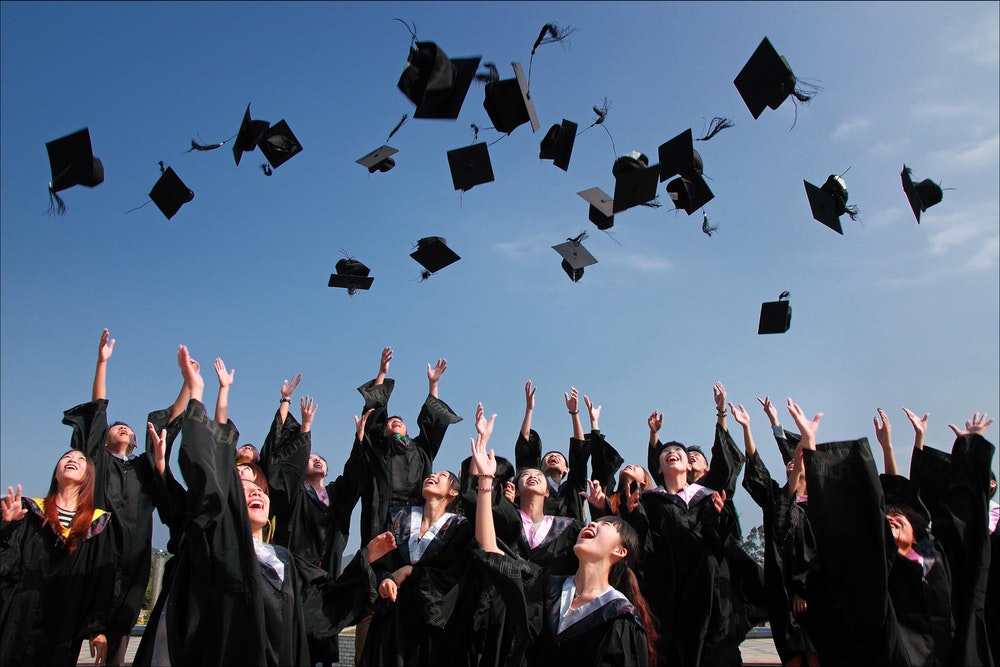 Équivalence des diplômes français anglais : CAP, BEP, BAC, BTS, IUT ....