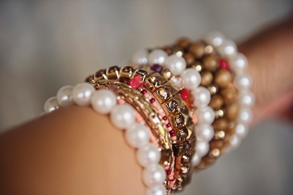 Comment vendre ses bijoux sur internet ? Les astuces qui marchent