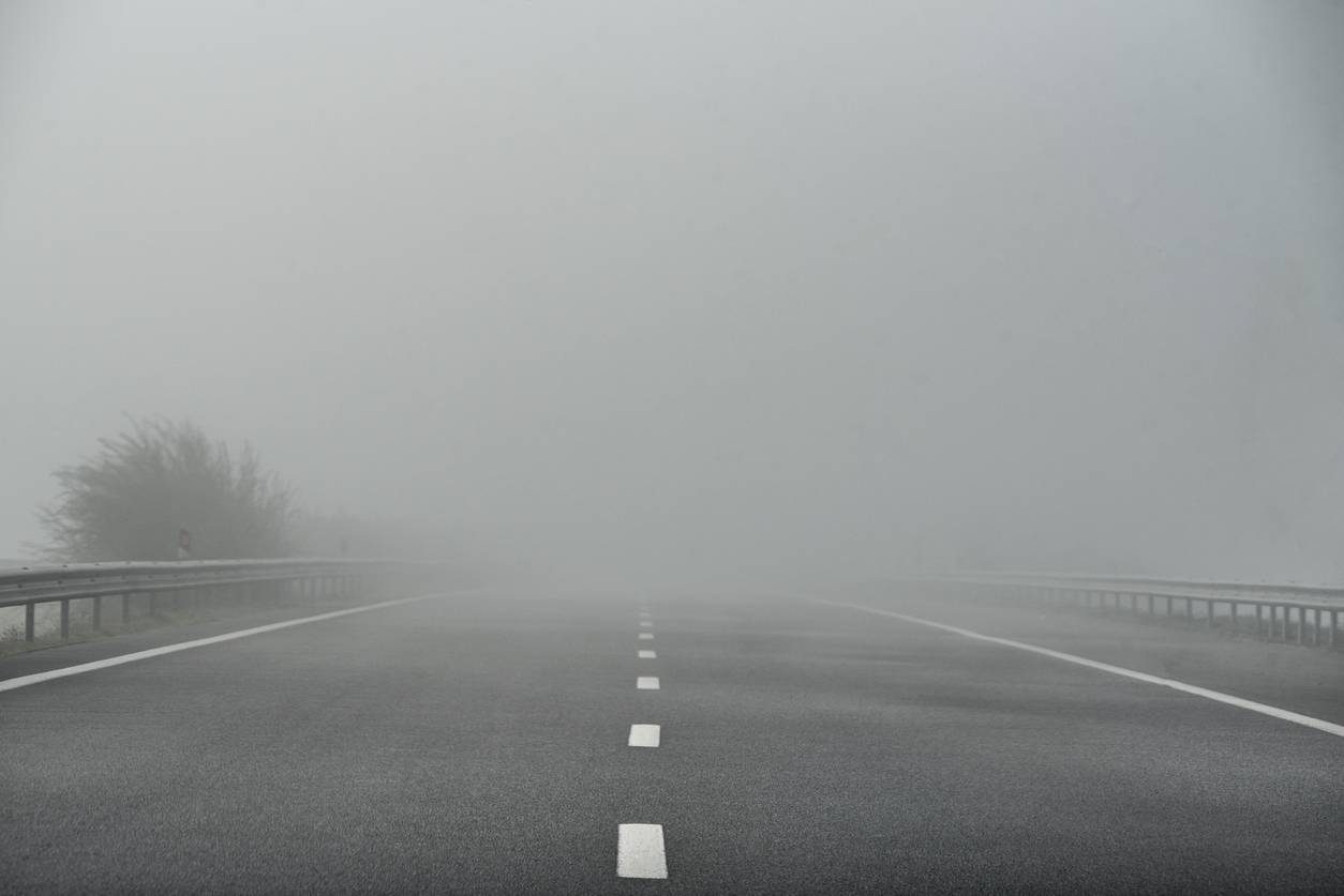 mauvaise visibilité de la route