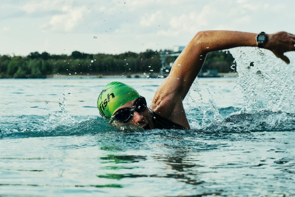 Bien respirer en crawl : Les conseils et astuces d'un coach 