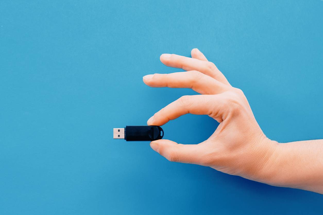 clé USB utilisation ordinateur informatique