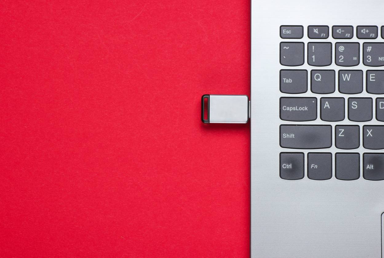 clé USB ordinateur informatique