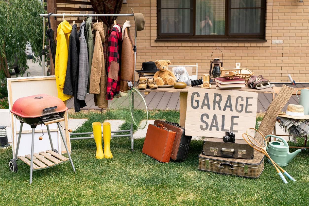 vide-greniers vente meubles