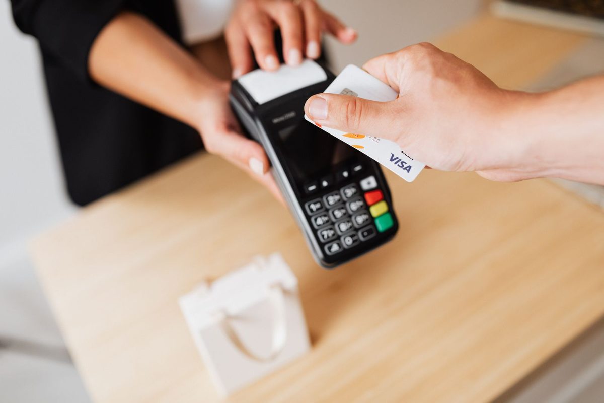 Paiement sans contact sur un terminal de carte bancaire