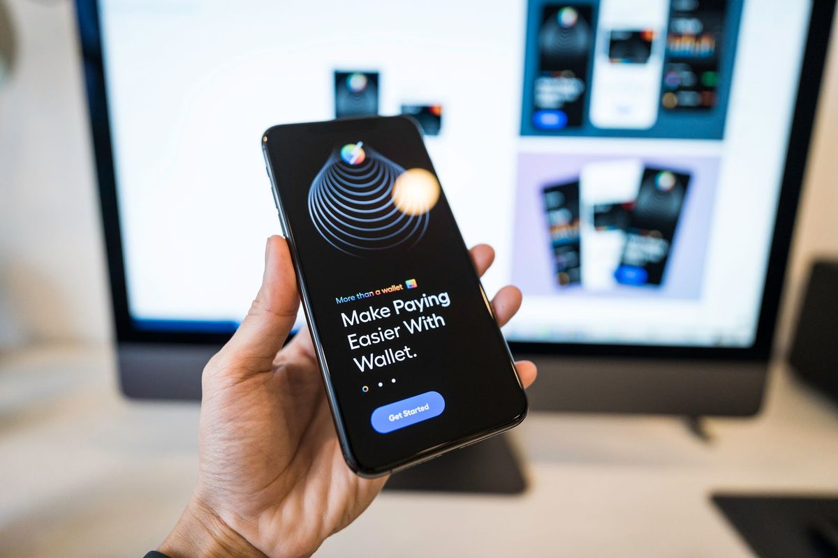 Application bancaire ouverte sur un téléphone